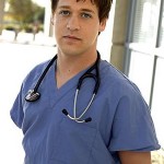 T.R. Knight Scrubs Out of GREY'S ANATOMY TR_Knight